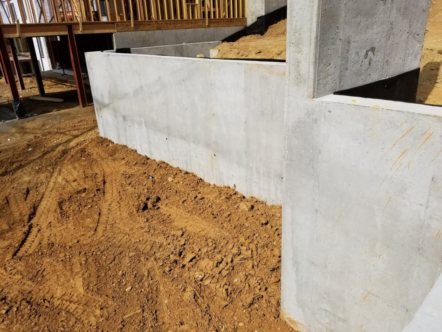 Concrete walls placed into the soil